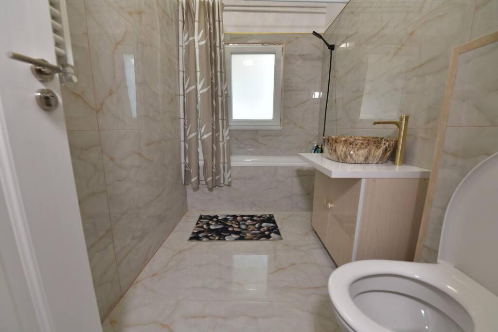 شقة Luxury Studio / Ghencea بوخارست المظهر الخارجي الصورة